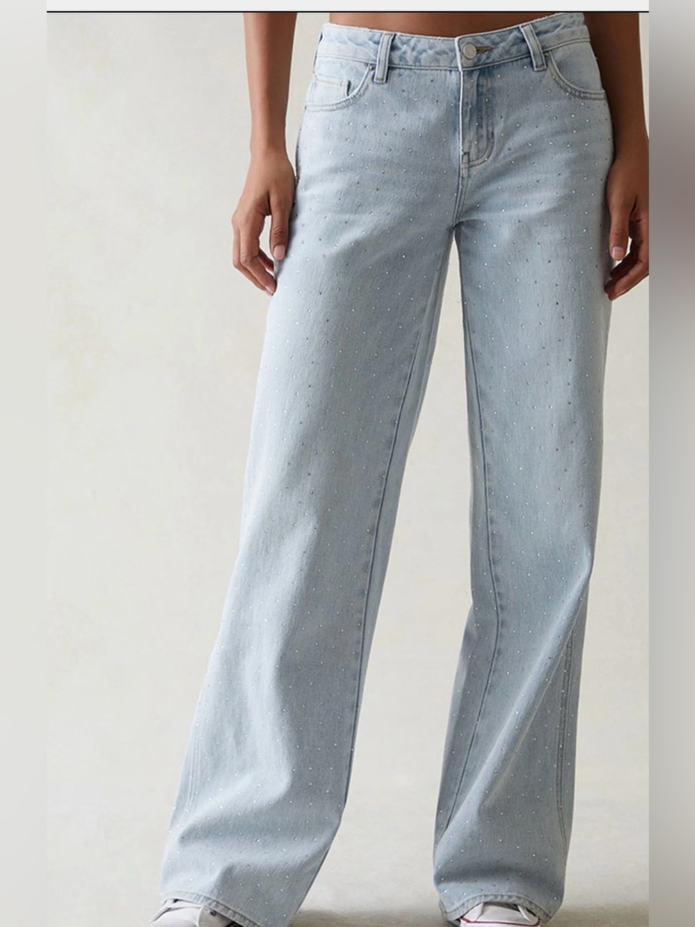 Pacific Sunwear Light Wash Flare Jeans with Rhinestone Detail size 27